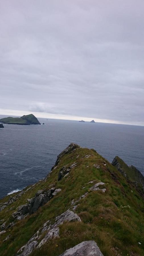 Skellig View Sunset Cliffs View Apartment Portmagee Esterno foto