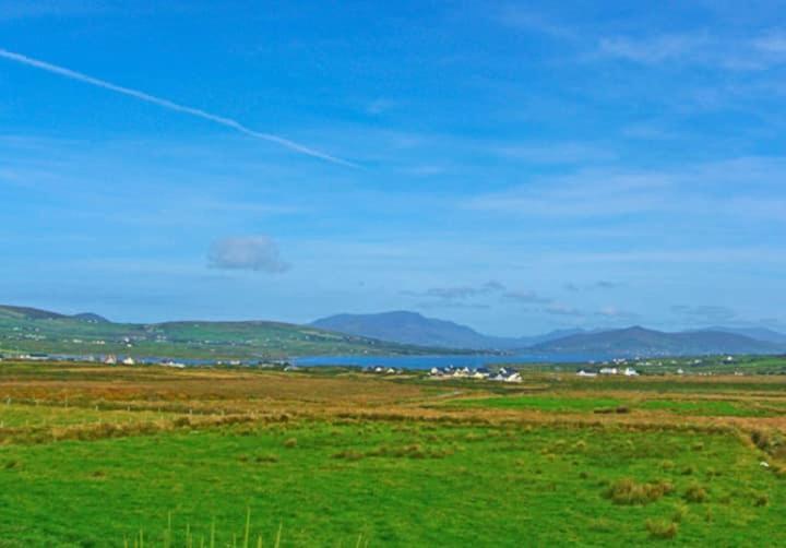 Skellig View Sunset Cliffs View Apartment Portmagee Esterno foto