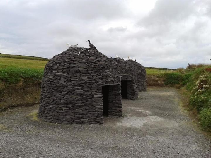 Skellig View Sunset Cliffs View Apartment Portmagee Esterno foto