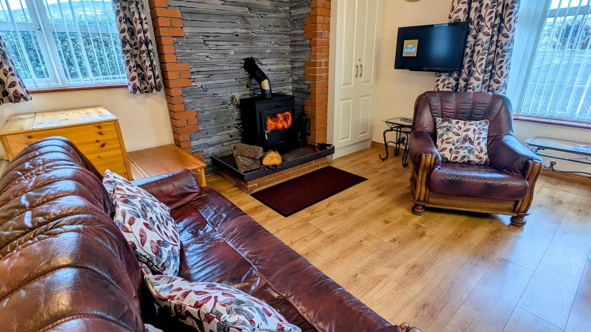 Skellig View Sunset Cliffs View Apartment Portmagee Esterno foto