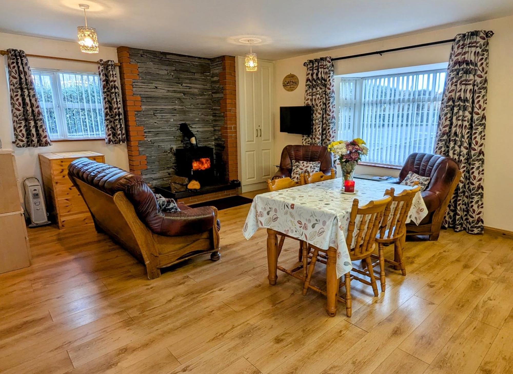Skellig View Sunset Cliffs View Apartment Portmagee Esterno foto